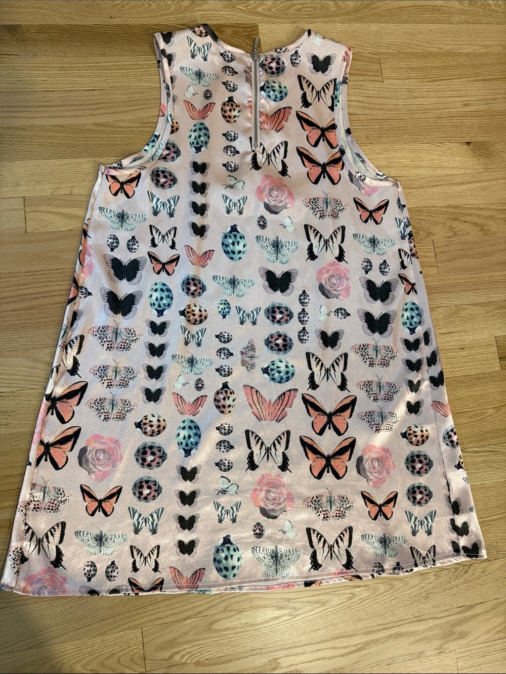 Kimchi Blue Butterfly Shift Dress - Picture 2 of 9
